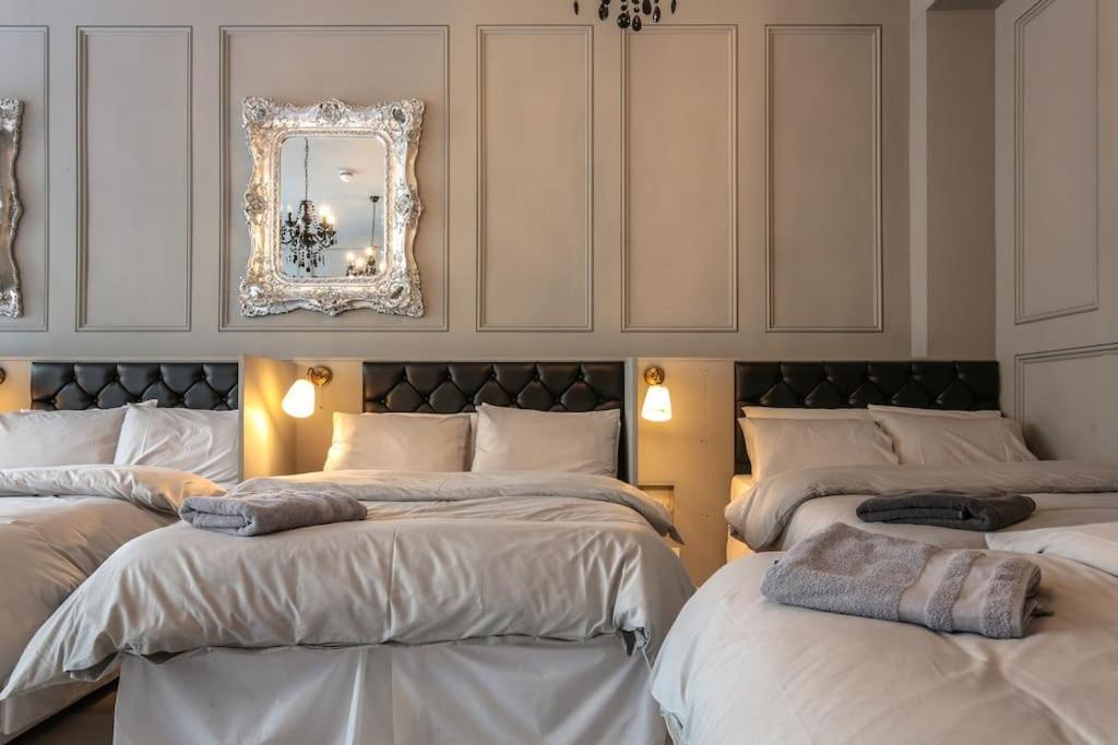 The V.i.p - Sleeps 24! For Large Groups Liverpool