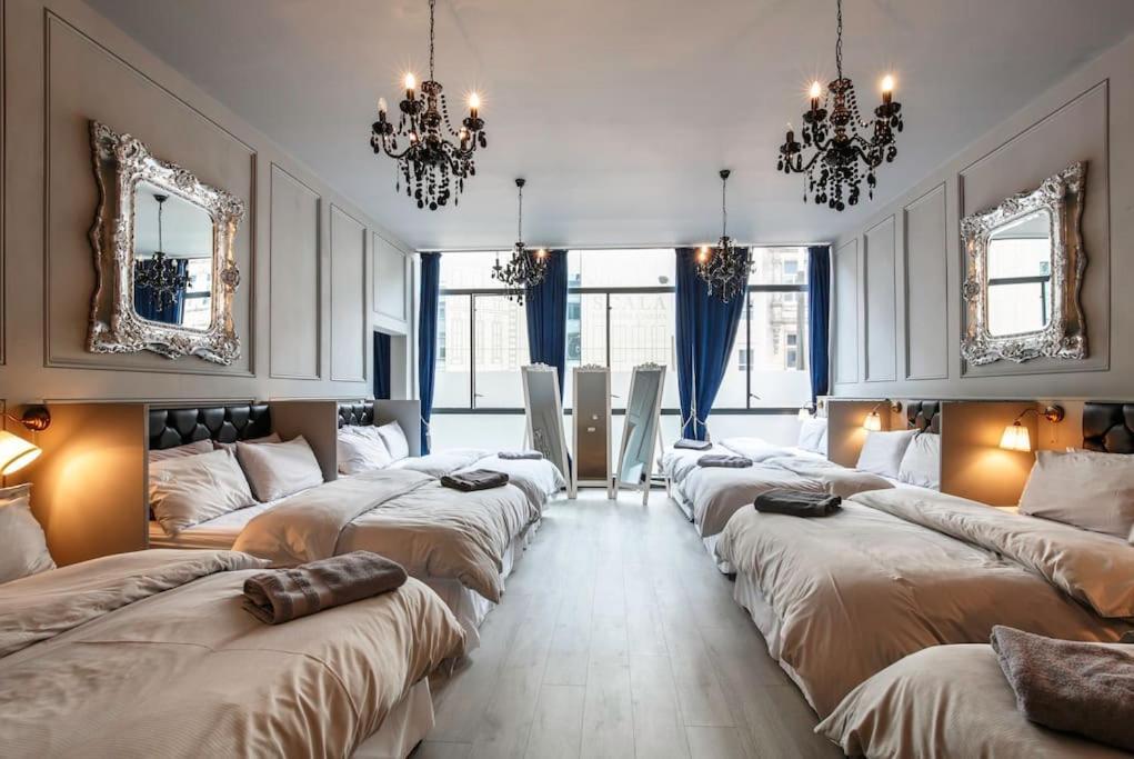 The V.i.p - Sleeps 24! For Large Groups